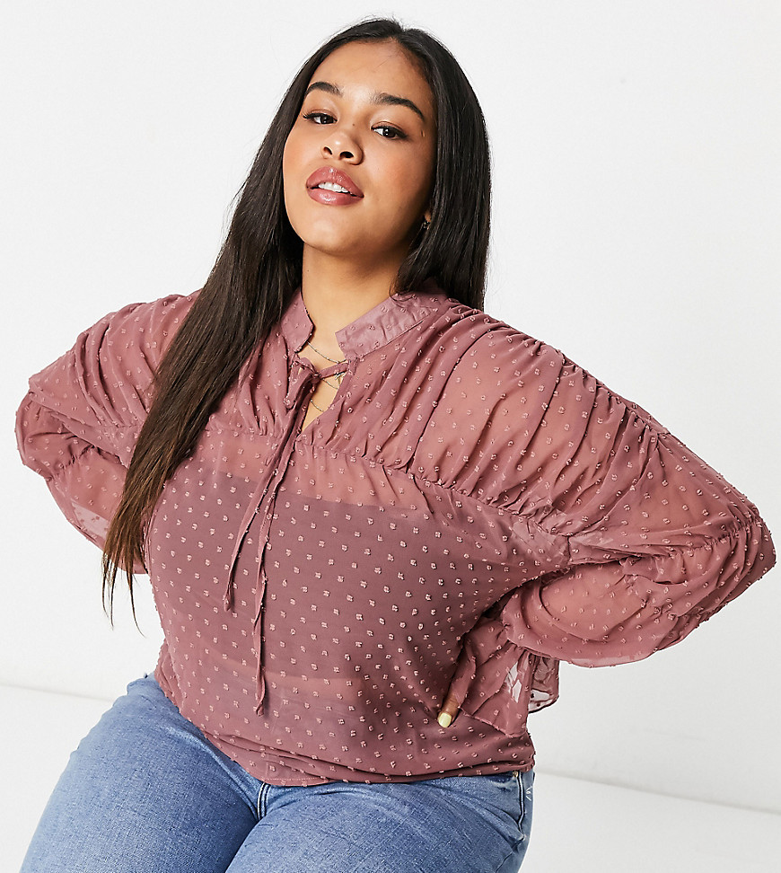 Missguided Plus dobby blouse in pink