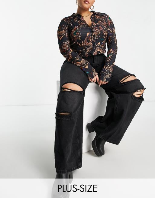 Missguided Plus - Jeans met wijde pijpen en scheuren in zwart