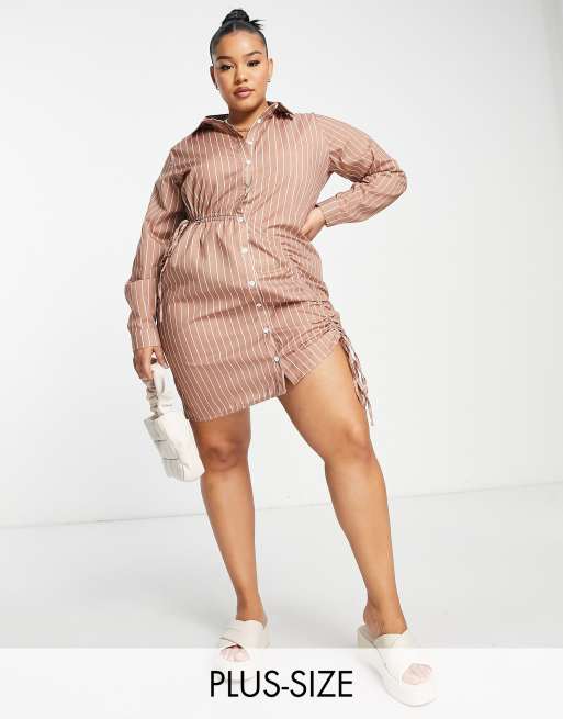 Missguided Plus - Vestito camicia corto arricciato a righe