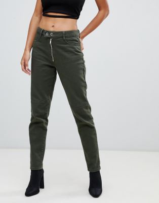 Missguided – Riot – Khakifärgade jeans i mom jeans-modell med hög midja-Grön