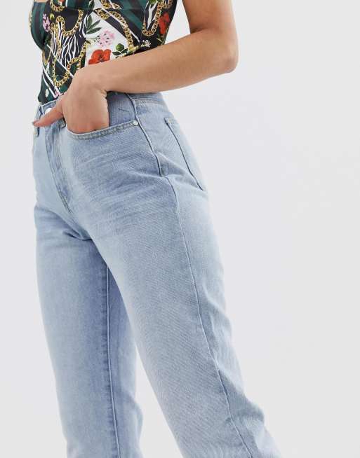 Missguided riot mom store jeans in blue