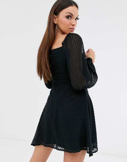 Missguided - Robe courte en tulle plumetis style milkmaid à manches ballon - Noir, 2 de 4