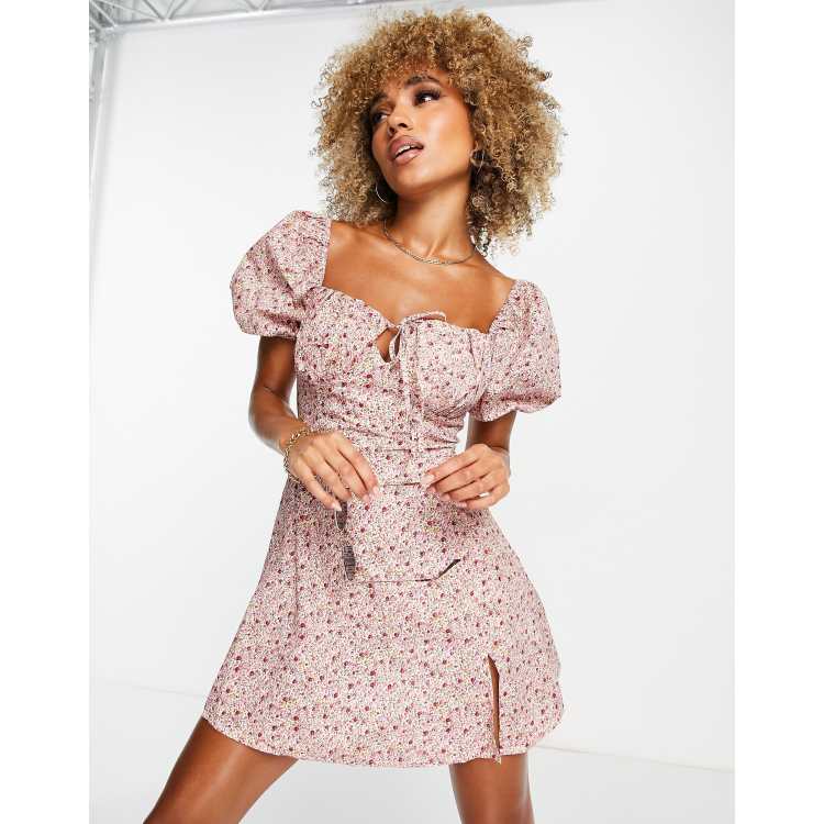 Missguided Robe courte tendance folk a imprime fleuri et manches bouffantes ClassicfuncenterShops