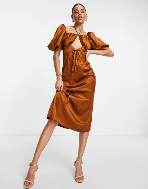 Missguided - Robe mi-longue en satin à manches bouffantes et nouée sur le devant - Rouille