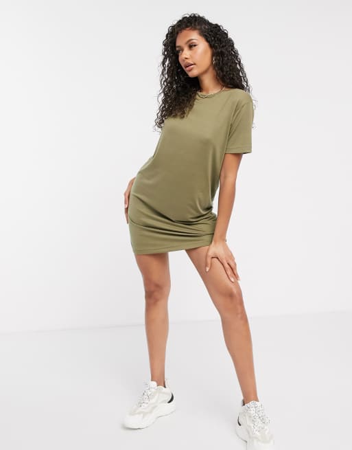 Missguided Robe t shirt croisee dans le dos Kaki ASOS