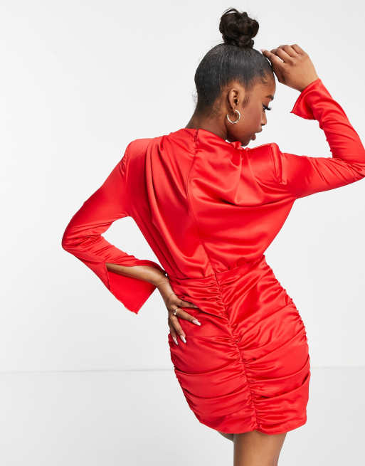 Missguided – Röd miniklänning med långa ärmar och hög krage, 2 av 4