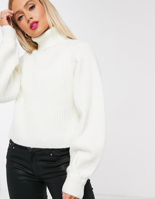 Missguided roll neck tuck jumper in white