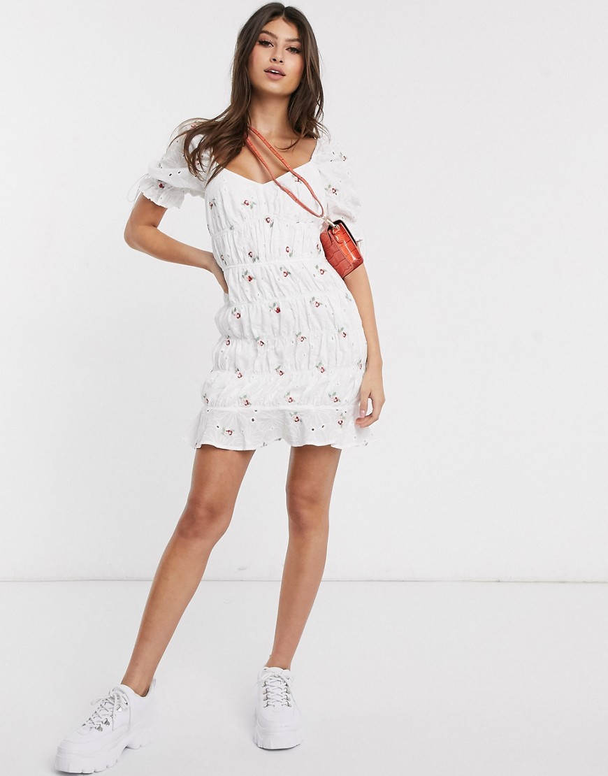 Missguided ruched mini dress in white flirty floral