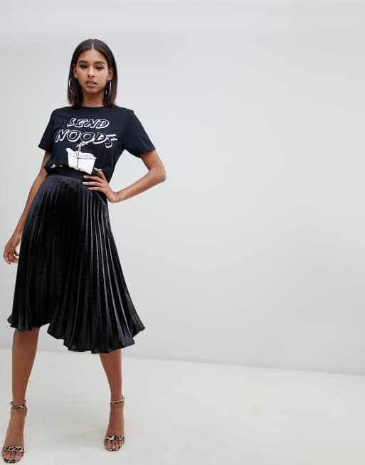 Missguided satin pleated on sale midi skirt in black