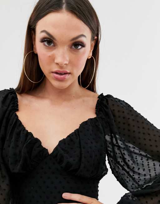 Missguided – Schwarzes Minikleid mit Dobby-Effekt, Ballonärmeln und geschnürtem Ausschnitt, 3 von 4