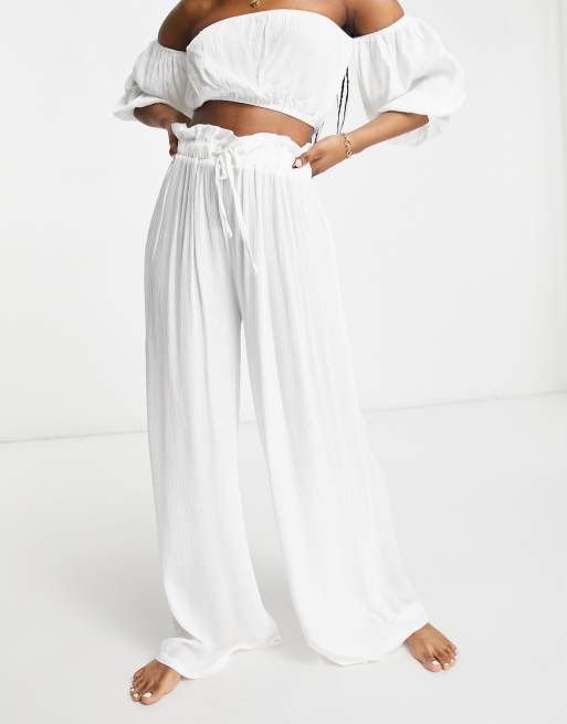 Missguided – Set aus Bardot-Oberteil und Hose mit weitem Bein in grob gewebter Baumwolle in Weiß, 4 von 4