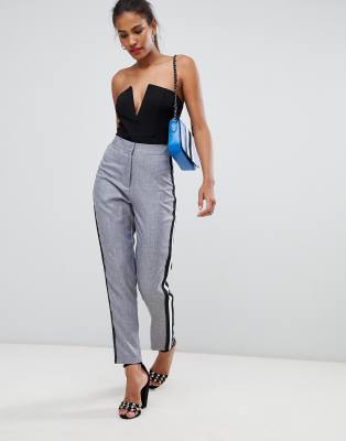 Missguided - Broek met smaltoelopende pijpen en sportieve streep-Grijs Grijs