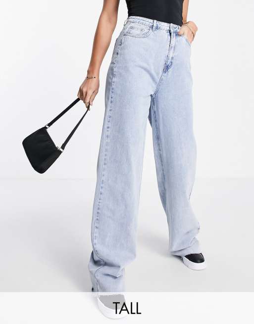 Missguided Tall – Niebieskie wybielone jeansy z szerokimi nogawkami z surowym wykończeniem – MBLUE