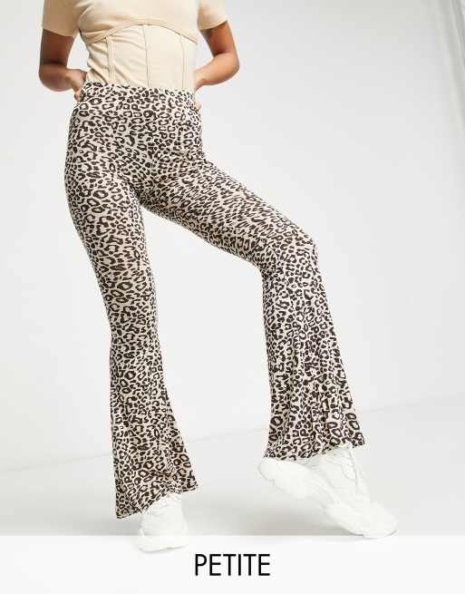 Missguided Tall - Pantaloni a zampa in jersey con stampa leopardata