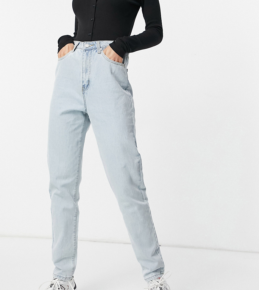 Missguided Tall riot highwaisted recycled denim mom jeans in blue-Blues