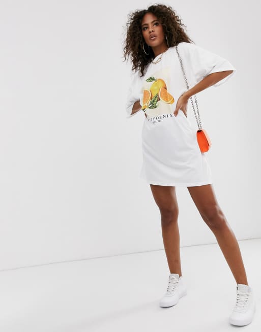 Missguided Tall – Übergroßes, weißes T-Shirt mit Orangenmotiv, 4 von 4