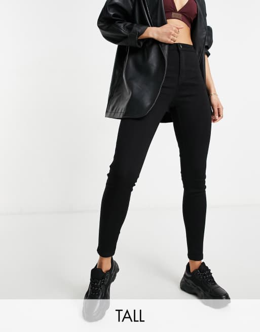 Missguided Tall – Vice – Eng geschnittene Jeans in Schwarz