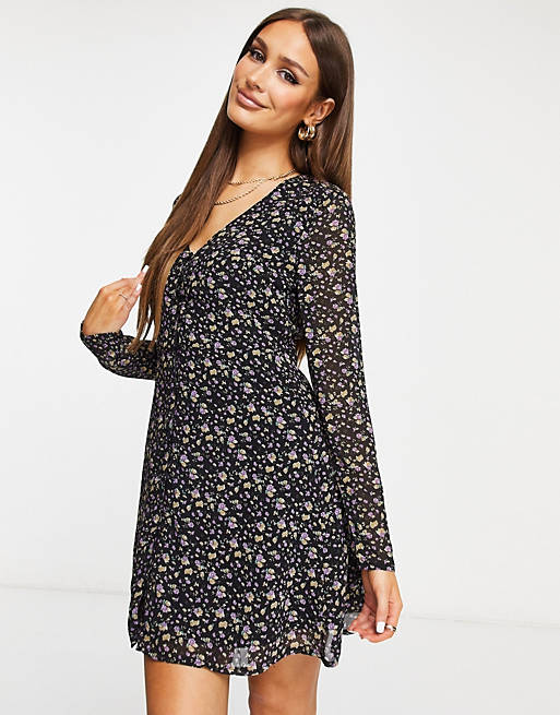 Missguided tea dress with long sleeve in black floral