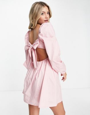 Missguided tie back dress with puff sleeve in light pink