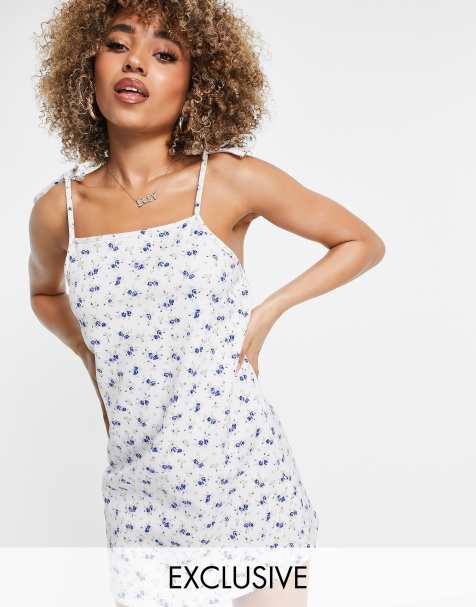 Missguided tie strap cami mini dress in blue floral print - view 1