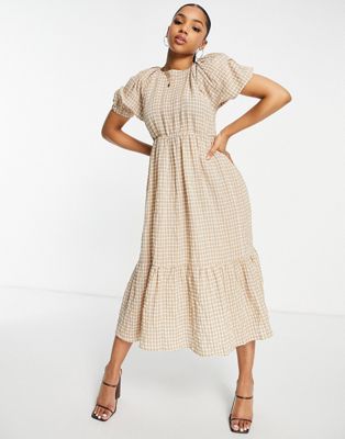 Missguided tiered smock midaxi dress in stone gingham