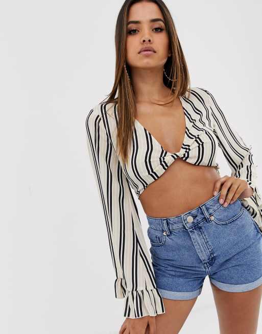 Missguided - Top a righe con dettaglio attorcigliato