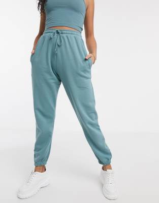 sweatpants oversized