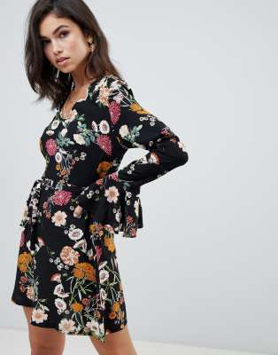 missguided black floral dress