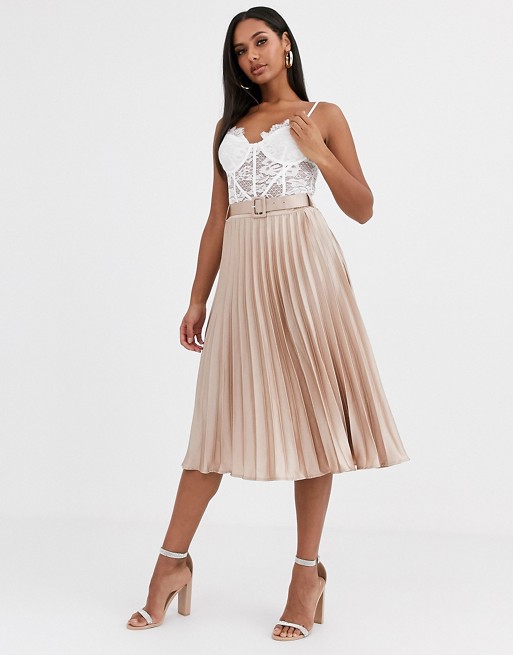 Missguided Satin pleated skirt in blush