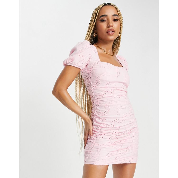 Missguided - Vestito rosa confetto con maniche a sbuffo