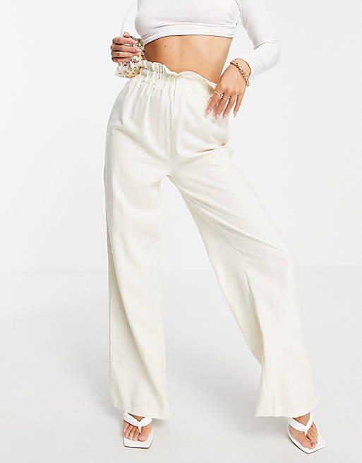 Missguided wide leg trouser with paperbag waist in cream