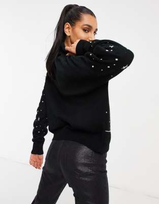 black jumper with hood