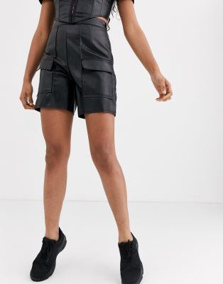 pantaloncini ecopelle