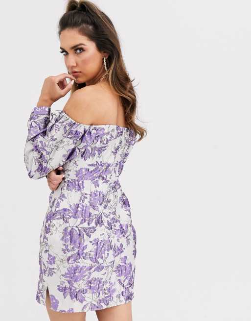 Missguided – Żakardowa sukienka mini z dekoltem bardot i haftem, 2 z 4