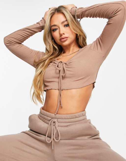 Misssguided - Crop top côtelé avec encolure à fente goutte d'eau - Marron, 3 de 4