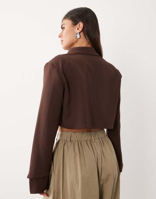 Missy Empire collared cropped shirt in chocolate, 2 of 4