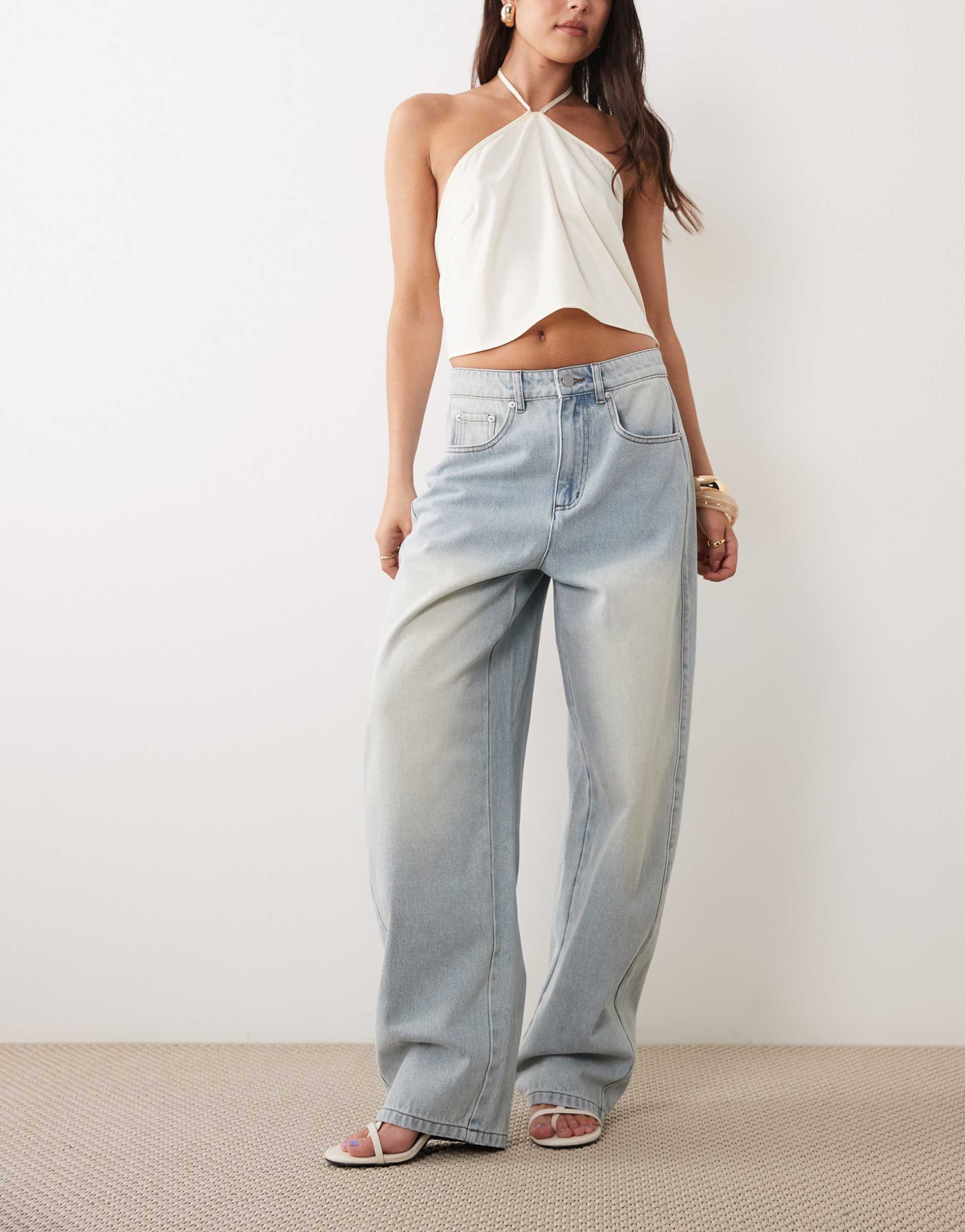 missy empire cotton barrel leg jeans in light blue wash