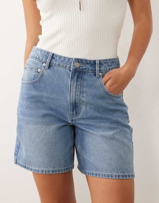 Missy Empire denim longline shorts in mid blue wash, 3 of 5