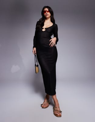 Missy Empire - Durchscheinendes Strand-Maxikleid aus Strick in Schwarz mit Schlüssellochausschnitt
