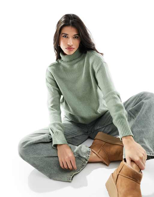 Missy Empire – Exklusiver Rollkragenpullover in Salbeigrün