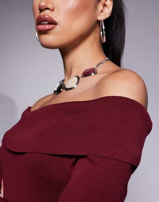 Missy Empire – Figurbetontes, trägerfreies Mini-Pulloverkleid in Burgunderrot aus Strick, 3 von 4