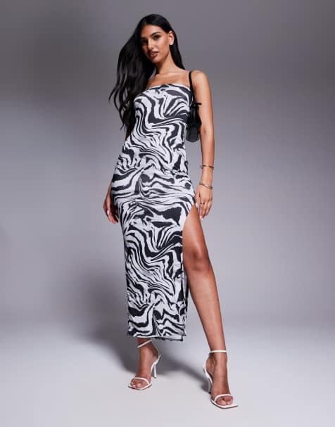 Missy Empire - Maxi bandeau-jurk van gladde stof met dijsplit in zwart-witte zebraprint - view 1