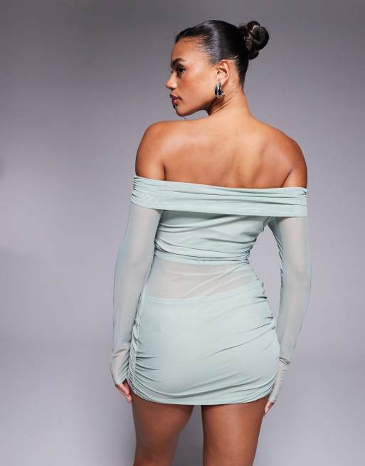 Missy Empire – Minikleid in Salbeigrün mit Carmen-Ausschnitt und Netzstoffeinsatz, 3 von 4
