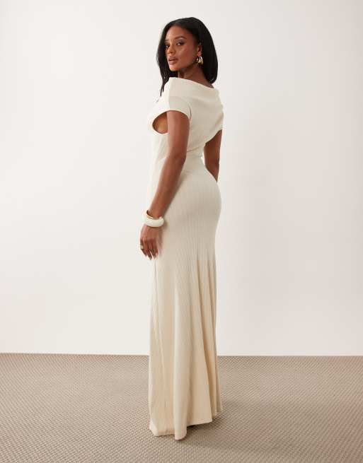 Missy Empire - Robe longue côtelée et asymétrique à épaules drapées - Crème, 4 de 4
