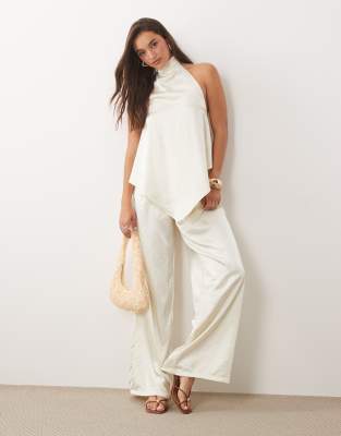 Missyempire Missy Empire Satin Wide Leg Pants In White