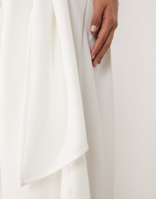 Missy Empire volume drape tie front wide leg pants in white - part of a set, 4 of 5