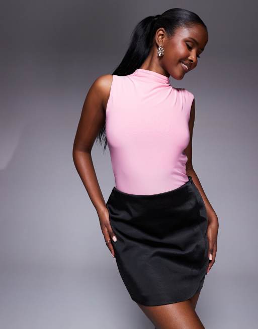 Missyempire - Body a doppia struttura sinuoso accollato rosa con schiena scoperta e dettaglio arricciato