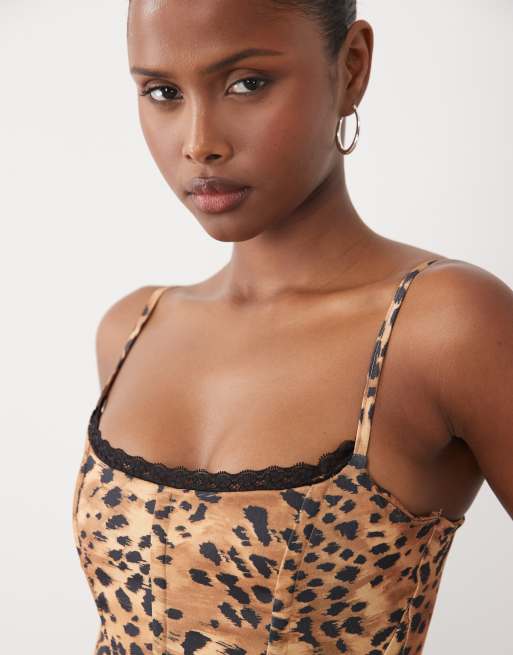 Missyempire contrast lace trim corset cami top in leopard print, 2 of 4