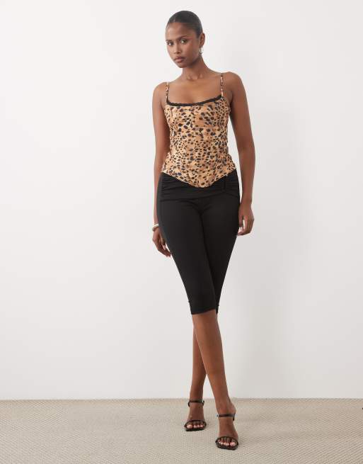 Missyempire contrast lace trim corset cami top in leopard print, 4 of 4