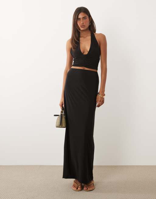 Missyempire - Coordinato in tessuto sinuoso doppiato modellante nero con top con scollo profondo e dettaglio arricciato e gonna lunga